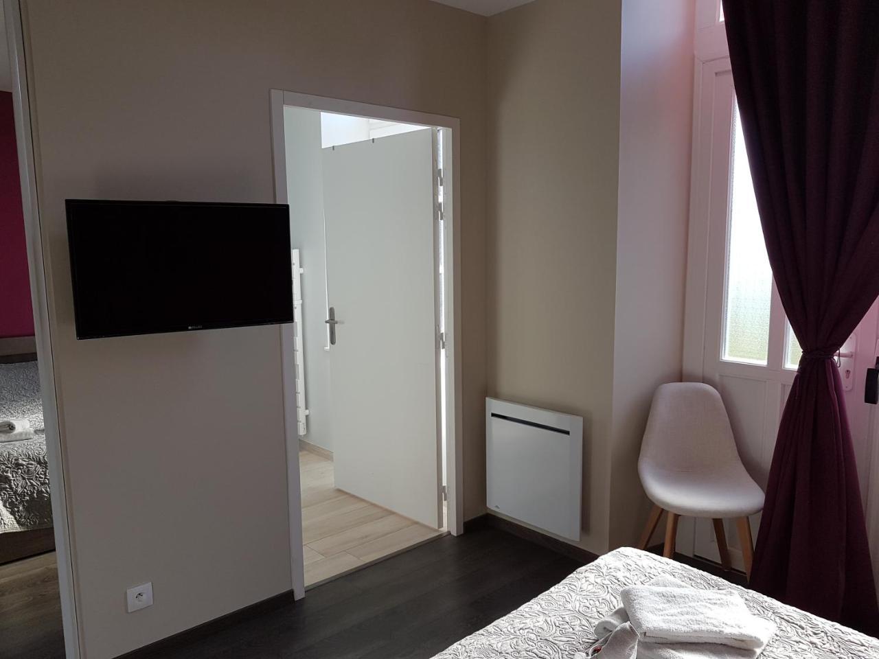 Hotel De La Gare Dol-de-Bretagne Εξωτερικό φωτογραφία