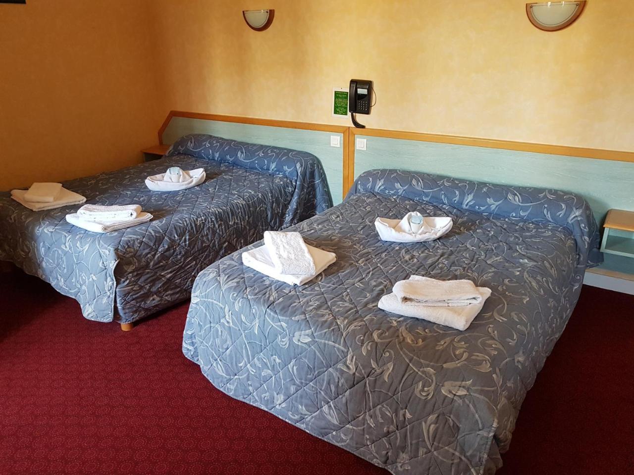 Hotel De La Gare Dol-de-Bretagne Εξωτερικό φωτογραφία