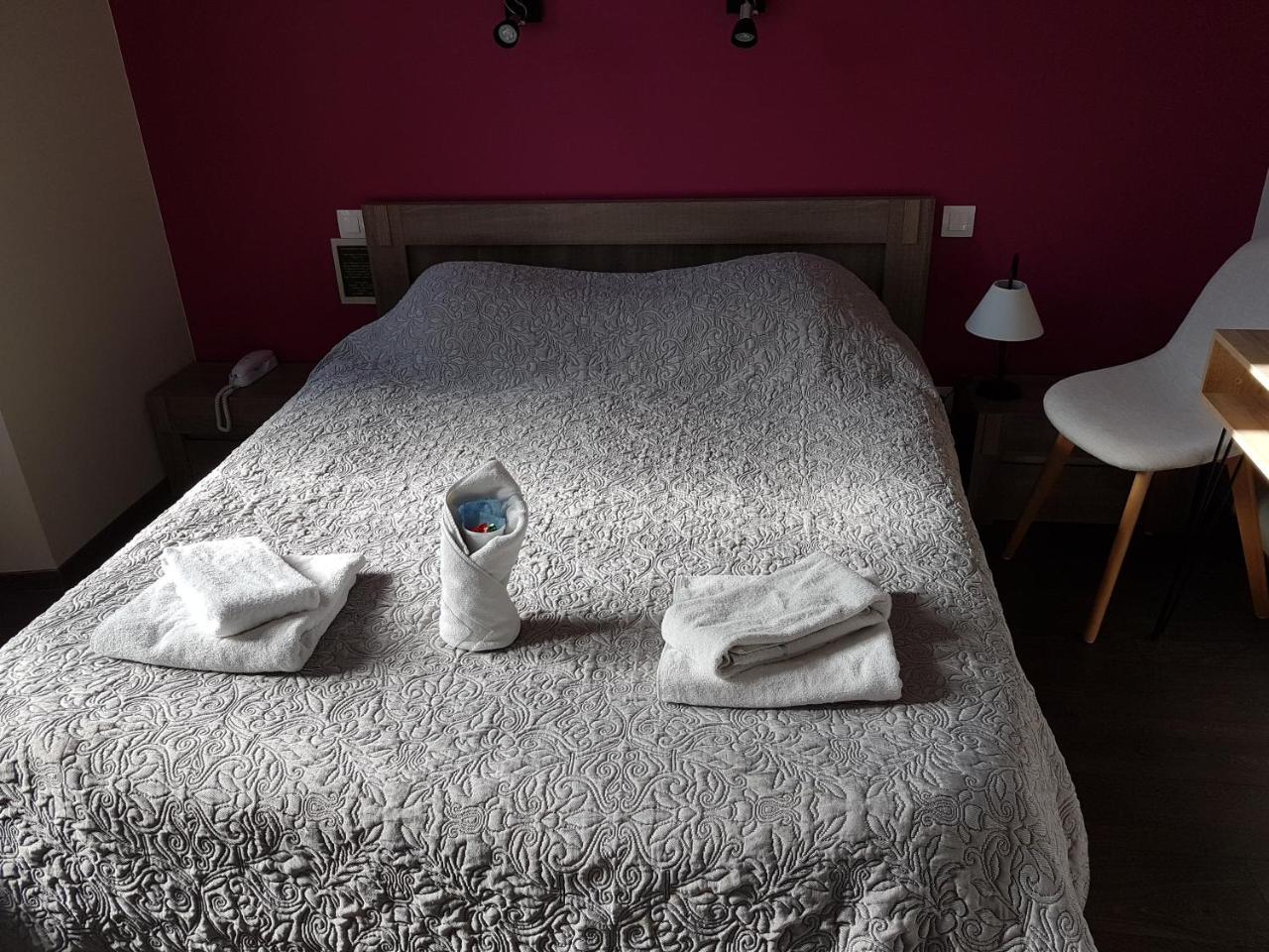 Hotel De La Gare Dol-de-Bretagne Εξωτερικό φωτογραφία